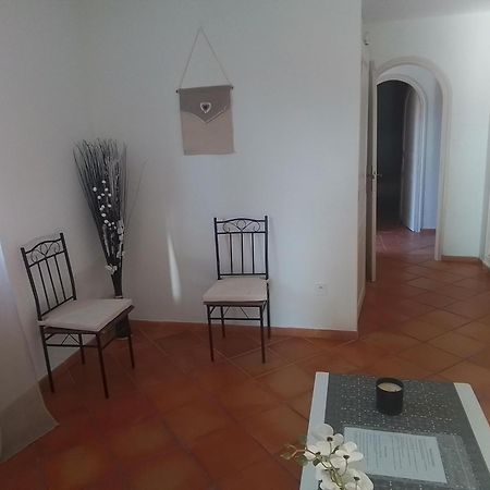 Cotignac Sejour Vacances Bagian luar foto